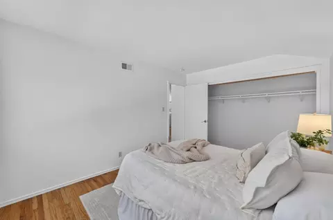 Bedroom - 788 Elmwood Dr, Davis, CA 95616 photo 4 of 6
