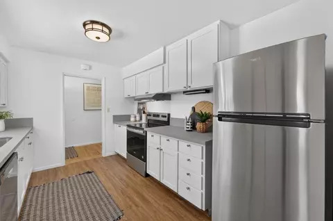 Kitchen - 788 Elmwood Dr, Davis, CA 95616 photo 2 of 4