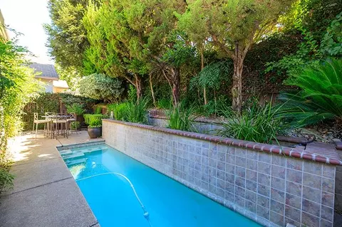 Exterior - 432 The Blf, Modesto, CA 95355 photo 5 of 9