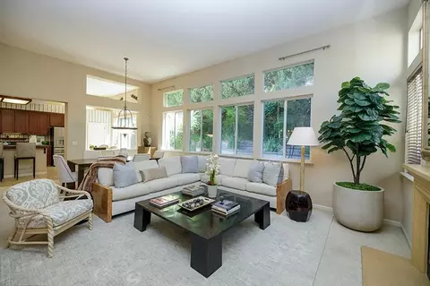 Living - 432 The Blf, Modesto, CA 95355 photo 6 of 8