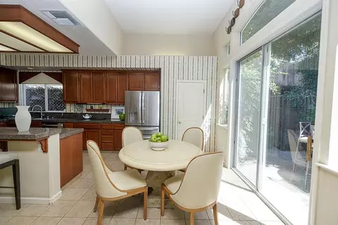 Dining - 432 The Blf, Modesto, CA 95355 photo 2 of 2
