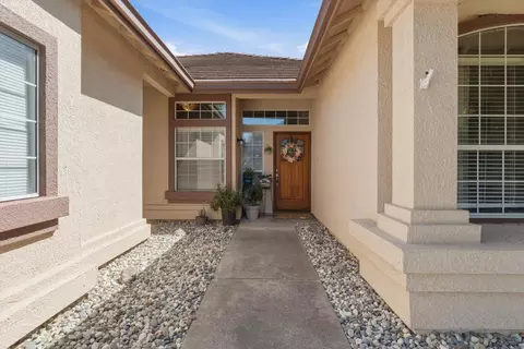 Entry Way - 4900 Eagle Peak Ct, Antelope, CA 95843 photo 1 of 4