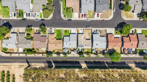 View/Area - 913 Chalone Dr, Modesto, CA 95358 photo 4 of 7