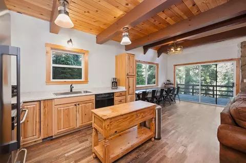 Kitchen - 118 Silver Tip Rd, Arnold, CA 95223 photo 4 of 4