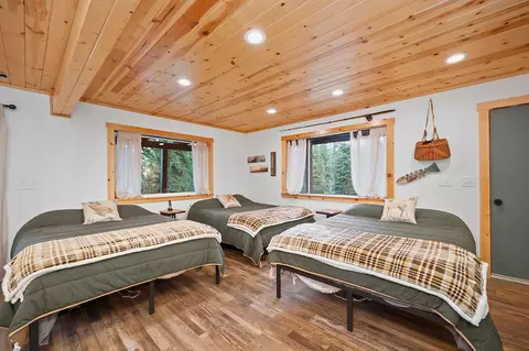 Bedroom - 118 Silver Tip Rd, Arnold, CA 95223 photo 12 of 12