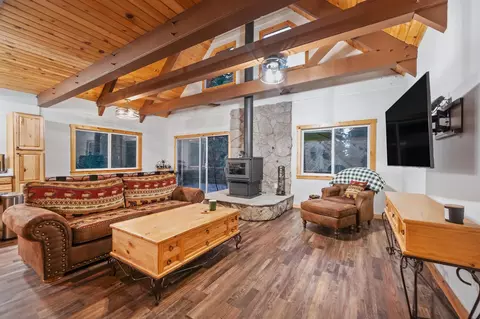Living - 118 Silver Tip Rd, Arnold, CA 95223 photo 5 of 5