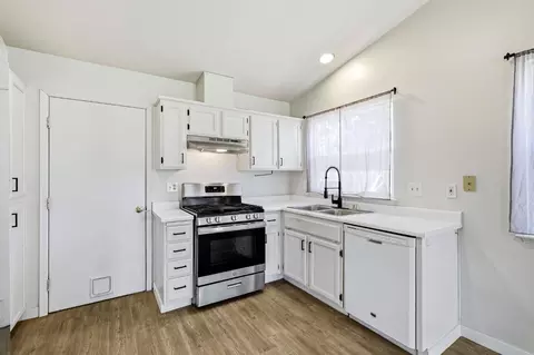 Kitchen - 4087 Deaton Dr, Olivehurst, CA 95961 photo 3 of 3