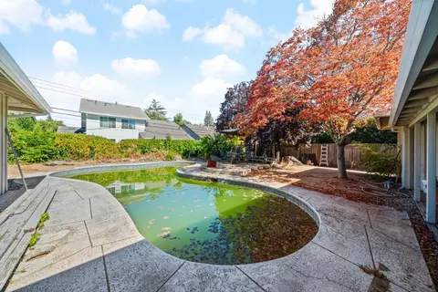 Exterior - 4760 Bowerwood Dr, Carmichael, CA 95608 photo 8 of 9