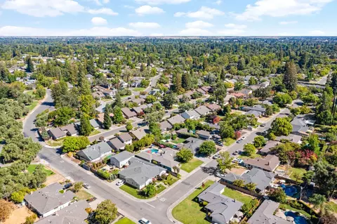 View/Area - 4760 Bowerwood Dr, Carmichael, CA 95608 photo 2 of 3