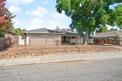 Exterior - 4760 Bowerwood Dr, Carmichael, CA 95608 photo 3 of 9