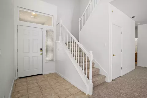 Entry Way - 2121 Typhoon Ct, Turlock, CA 95380 photo 2 of 4