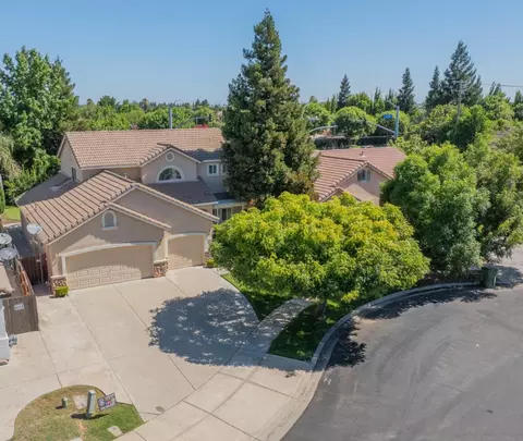 View/Area - 2121 Typhoon Ct, Turlock, CA 95380 photo 2 of 4
