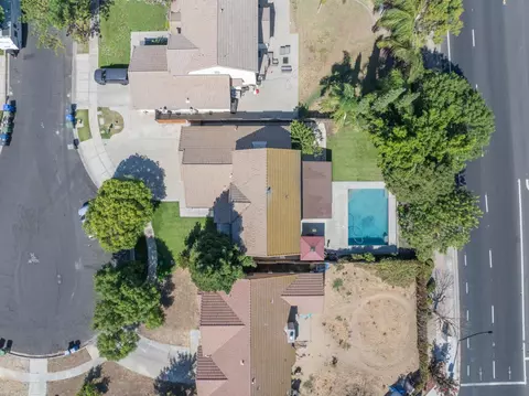 View/Area - 2121 Typhoon Ct, Turlock, CA 95380 photo 3 of 4