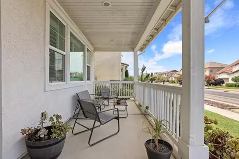 Exterior - 690 Channel Dr, Lathrop, CA 95330 photo 6 of 13