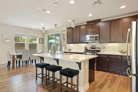 Kitchen - 690 Channel Dr, Lathrop, CA 95330 photo 1 of 6