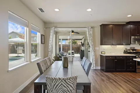 Dining - 690 Channel Dr, Lathrop, CA 95330 photo 2 of 2