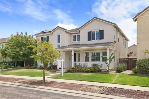 Exterior - 690 Channel Dr, Lathrop, CA 95330 photo 3 of 13