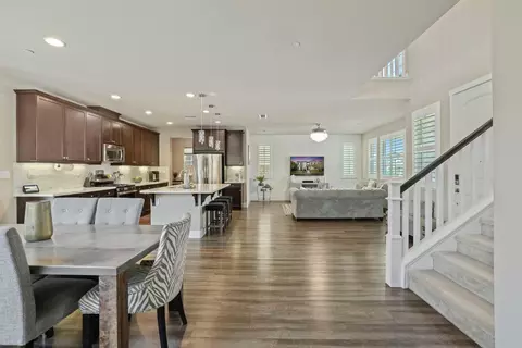 Entry Way - 690 Channel Dr, Lathrop, CA 95330 photo 5 of 8