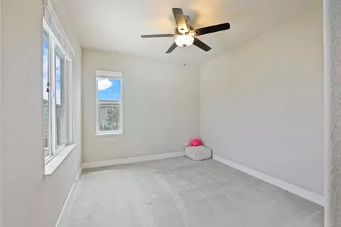 Bedroom - 690 Channel Dr, Lathrop, CA 95330 photo 2 of 4