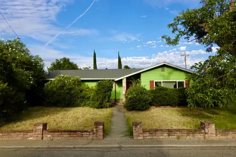 1021 Green Ln, Yuba City, CA 95993