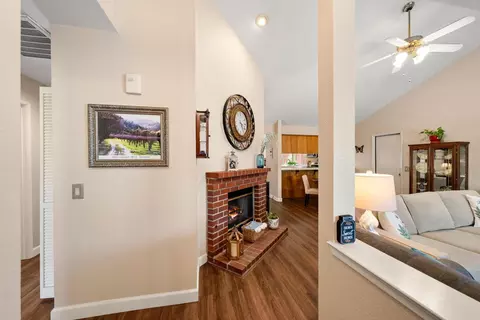 Entry Way - 3858 Olivebranch Ln, Carmichael, CA 95608 photo 1 of 5