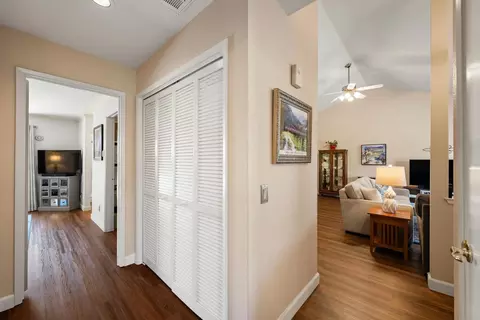 Entry Way - 3858 Olivebranch Ln, Carmichael, CA 95608 photo 5 of 5