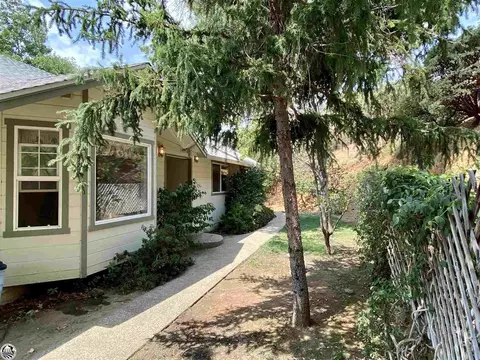 Exterior - 20888 Lyons Bald Mountian Rd, Sonora, CA 95370 photo 6 of 21