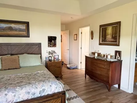 Bedroom - 20888 Lyons Bald Mountian Rd, Sonora, CA 95370 photo 3 of 3