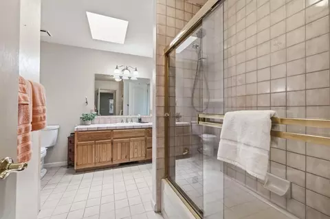 Bath - 20888 Lyons Bald Mountian Rd, Sonora, CA 95370 photo 1 of 3