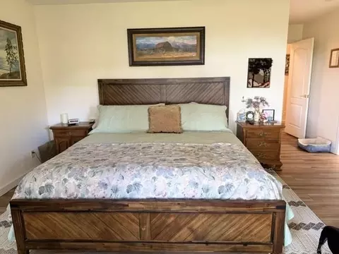 Bedroom - 20888 Lyons Bald Mountian Rd, Sonora, CA 95370 photo 2 of 3