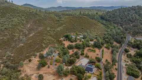 View/Area - 20888 Lyons Bald Mountian Rd, Sonora, CA 95370 photo 3 of 5