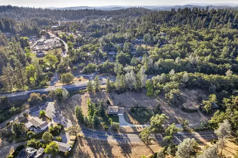 View/Area - 18095 Applegate Rd, Applegate, CA 95703 photo 9 of 10