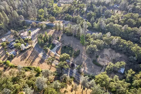 View/Area - 18095 Applegate Rd, Applegate, CA 95703 photo 4 of 10