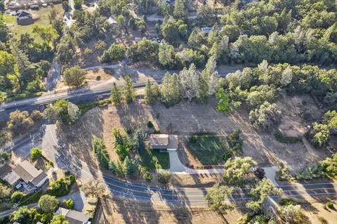 View/Area - 18095 Applegate Rd, Applegate, CA 95703 photo 8 of 10