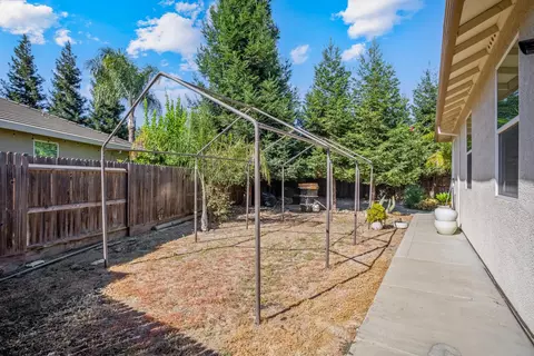 Exterior - 4861 Langley Way, Merced, CA 95348 photo 6 of 7