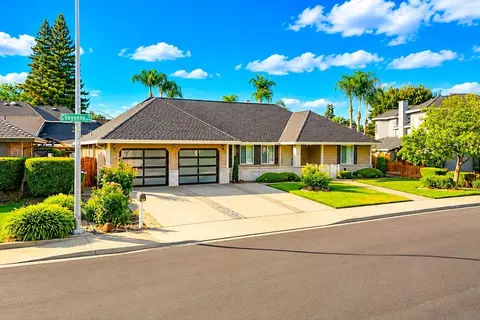 Exterior - 2233 Cheyenne Way, Modesto, CA 95356 photo 3 of 8