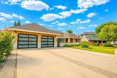 Exterior - 2233 Cheyenne Way, Modesto, CA 95356 photo 5 of 8