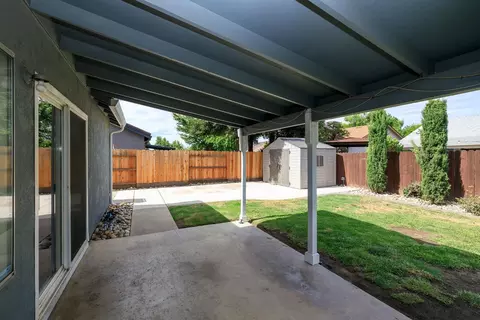 Exterior - 2017 Star Oak Ave, Modesto, CA 95355 photo 4 of 15