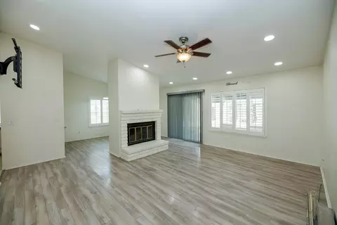 Living - 2017 Star Oak Ave, Modesto, CA 95355 photo 1 of 7