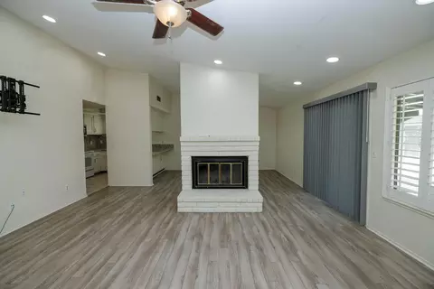 Living - 2017 Star Oak Ave, Modesto, CA 95355 photo 2 of 7