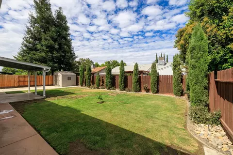Exterior - 2017 Star Oak Ave, Modesto, CA 95355 photo 12 of 15