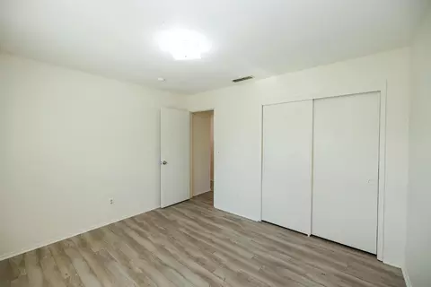Bedroom - 2017 Star Oak Ave, Modesto, CA 95355 photo 4 of 5