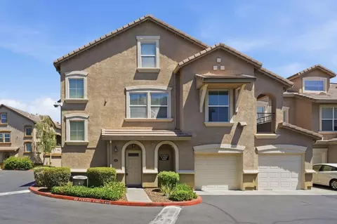 5350 Dunlay Dr #3513, Sacramento, CA 95835