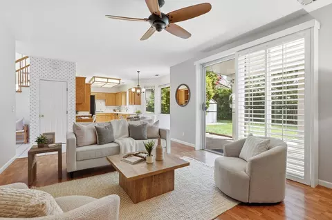 Living - 5508 Coronawood Ln, Carmichael, CA 95608 photo 8 of 11