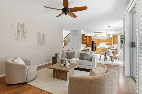 Living - 5508 Coronawood Ln, Carmichael, CA 95608 photo 9 of 11