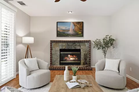 Living - 5508 Coronawood Ln, Carmichael, CA 95608 photo 11 of 11