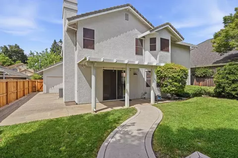 Exterior - 5508 Coronawood Ln, Carmichael, CA 95608 photo 9 of 10