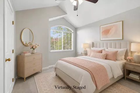 Bedroom - 5508 Coronawood Ln, Carmichael, CA 95608 photo 6 of 10