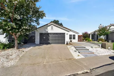 8438 Cold Water Ct, Elk Grove, CA 95624