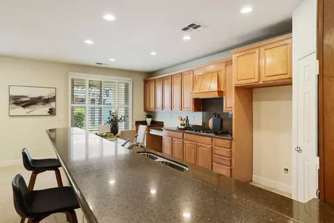 Kitchen - 2314 Shadow Berry Dr, Manteca, CA 95336 photo 7 of 7